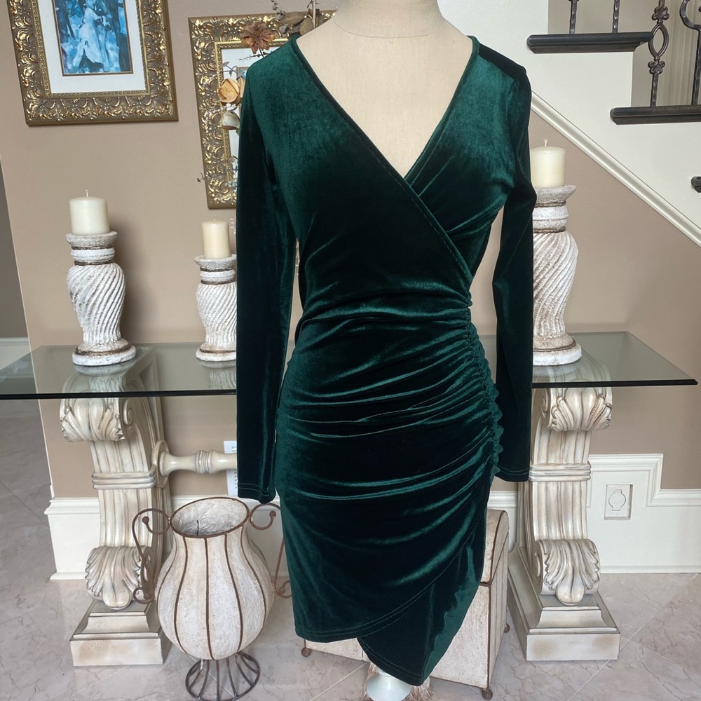 Long Sleeve Green Velvet Wrap Dress